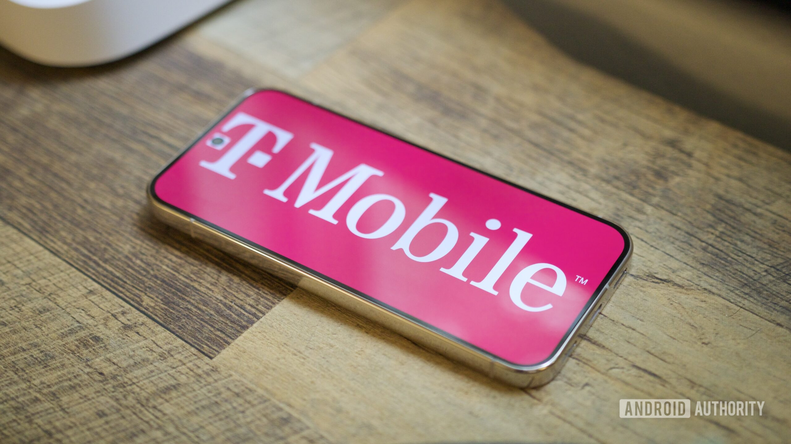 Leaked T-Mobile memo orders all upgrades and new lines through the T-Life app, s